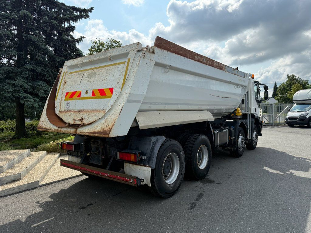 Iveco Trakker 410 S1 8x4 - Camião basculante: foto 3 Iveco Trakker 410 S1 8x4 - Camião basculante: foto 3