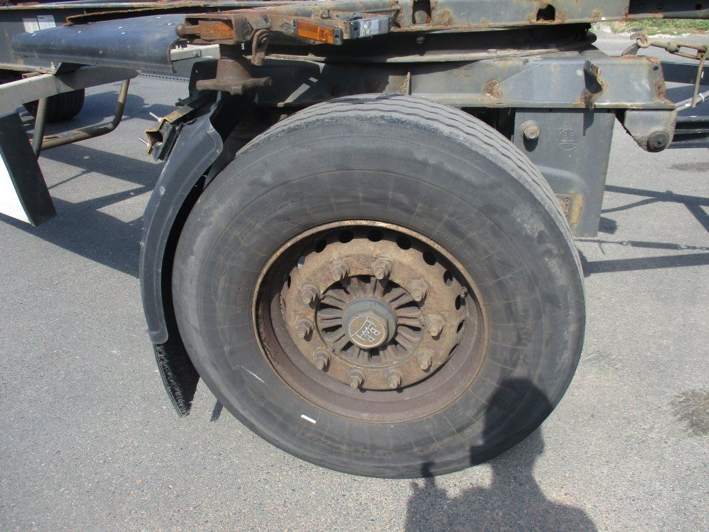 Reboque transportador de contêineres/ Caixa móvel Krone BDF: foto 18