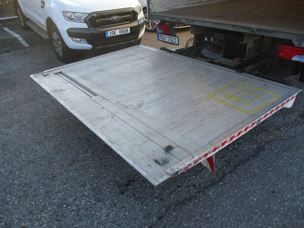 MAN TGL 12.220 - Camião de lona: foto 5 MAN TGL 12.220 - Camião de lona: foto 5