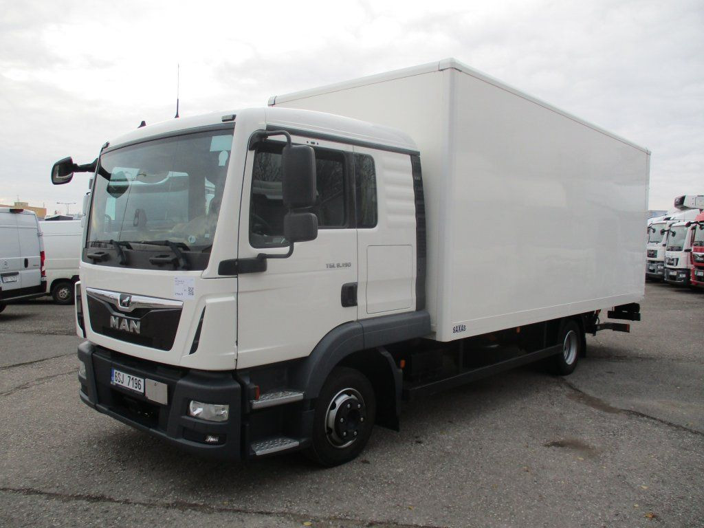 MAN TGL 8.190 - Carrinha de contentor: foto 1 MAN TGL 8.190 - Carrinha de contentor: foto 1