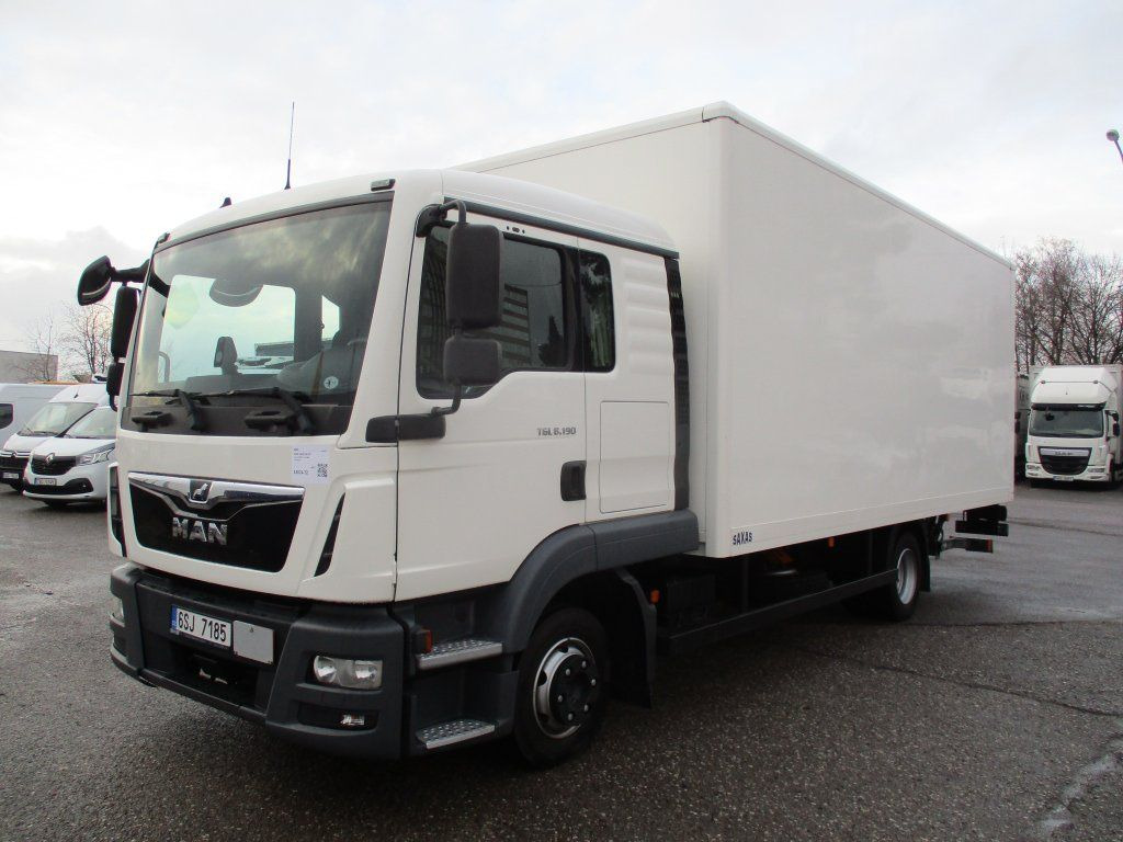 MAN TGL 8.190 - Carrinha de contentor: foto 1 MAN TGL 8.190 - Carrinha de contentor: foto 1