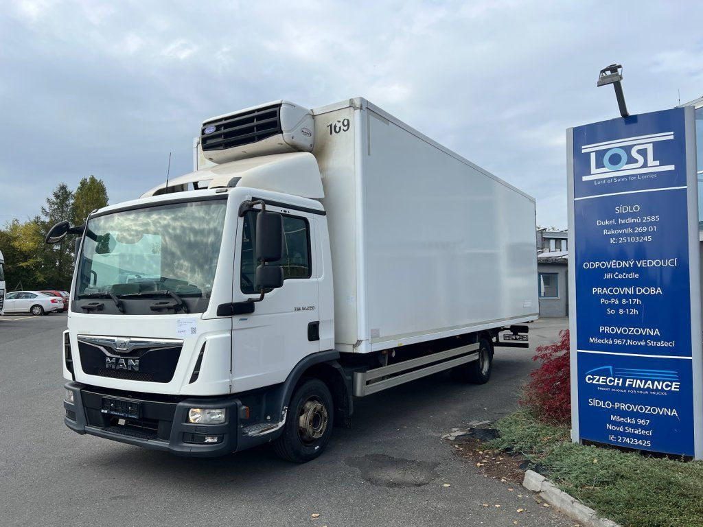 MAN TGL12.220 EURO 6 Carrier Xarios 600 - Camião frigorífico: foto 1 MAN TGL12.220 EURO 6 Carrier Xarios 600 - Camião frigorífico: foto 1