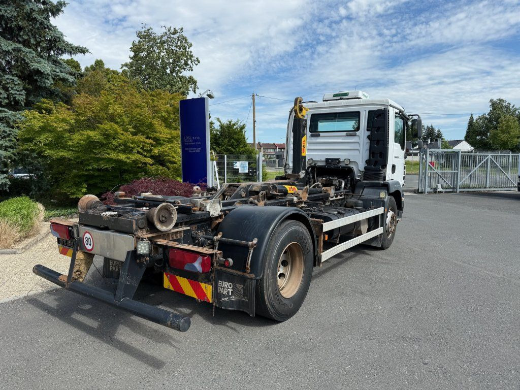 MAN TGM18.290 EURO 5 - Camião polibenne: foto 4 MAN TGM18.290 EURO 5 - Camião polibenne: foto 4