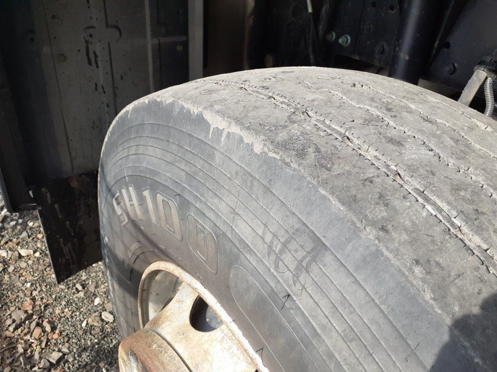 MAN TGS41.460 8x6 S3 EURO 6 - Camião basculante: foto 4 MAN TGS41.460 8x6 S3 EURO 6 - Camião basculante: foto 4