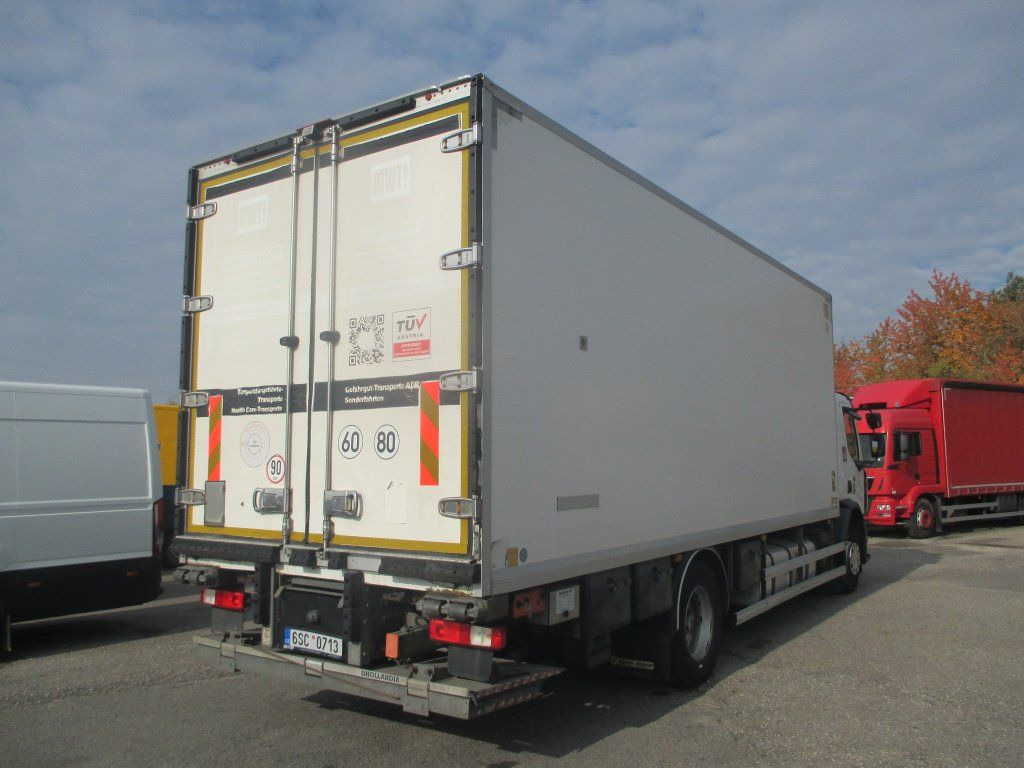 Renault D18 320 - Camião frigorífico: foto 4 Renault D18 320 - Camião frigorífico: foto 4