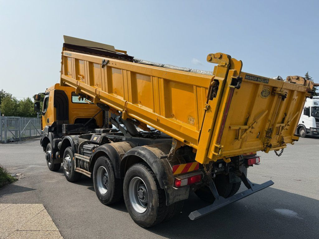 Renault Kerax 460 8x6 EURO 5 - Camião basculante: foto 3 Renault Kerax 460 8x6 EURO 5 - Camião basculante: foto 3