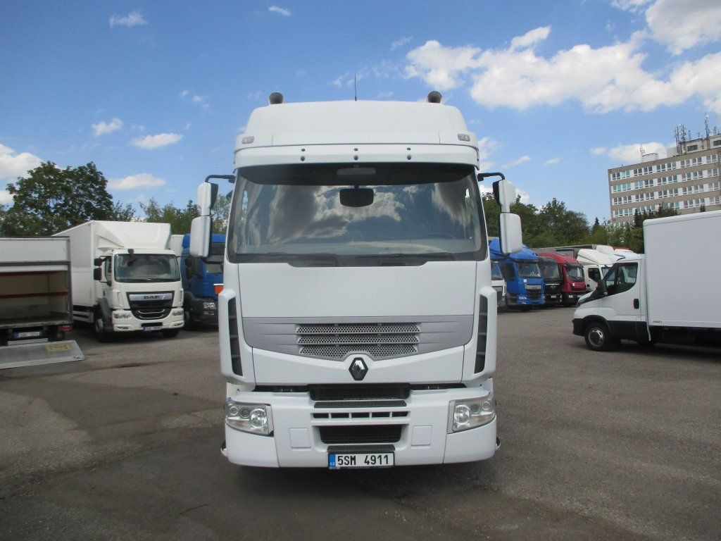 Renault Premium 1 liege - Camião furgão: foto 2 Renault Premium 1 liege - Camião furgão: foto 2