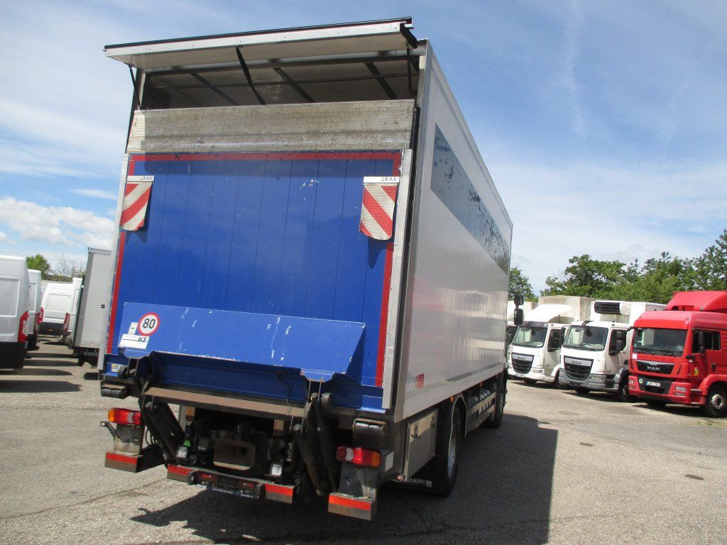 Renault Premium 460 - Camião frigorífico: foto 4 Renault Premium 460 - Camião frigorífico: foto 4