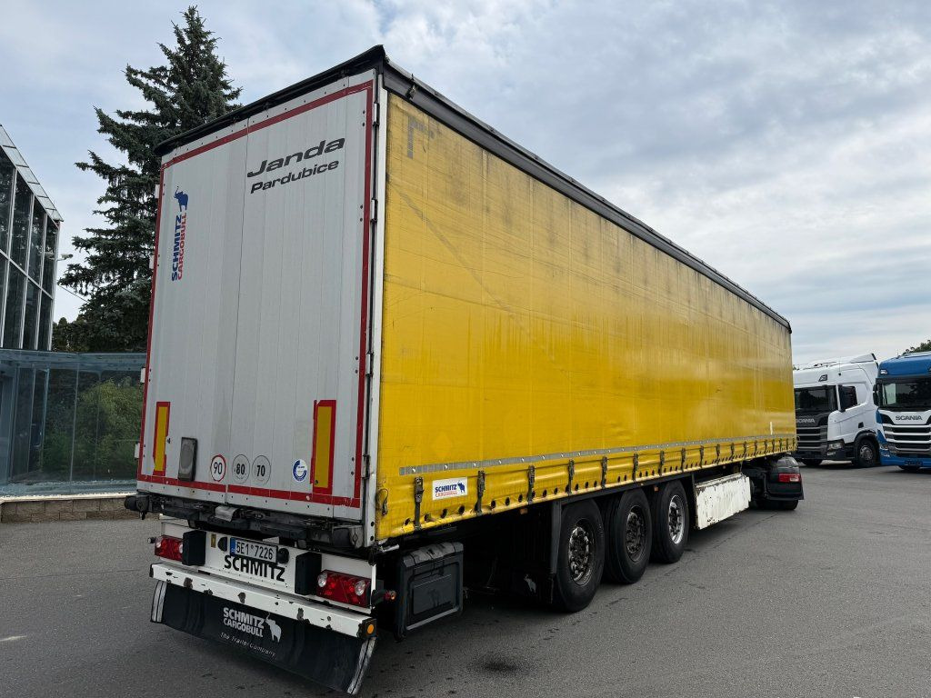 Schmitz Cargobull SCS24 - Semi-reboque de lona: foto 3 Schmitz Cargobull SCS24 - Semi-reboque de lona: foto 3