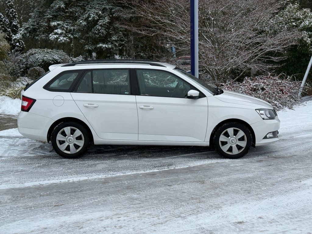 Skoda 1,4TDi kombi - Carrinha: foto 3 Skoda 1,4TDi kombi - Carrinha: foto 3