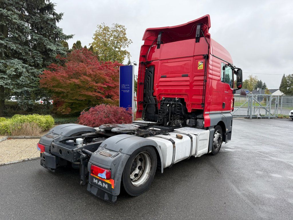 MAN TGX18.460 EURO 6 MEGA/lowdeck NEW TACHO RETARDER - Tractor: foto 4 MAN TGX18.460 EURO 6 MEGA/lowdeck NEW TACHO RETARDER - Tractor: foto 4