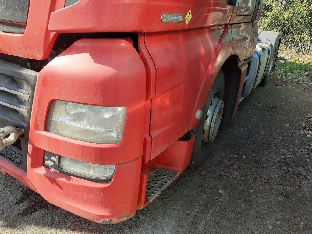 Tractor MAN TGX18.460 XLX Motorschaden/engine damage: foto 6 Tractor MAN TGX18.460 XLX Motorschaden/engine damage: foto 6
