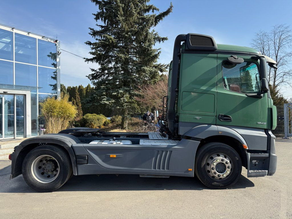 Mercedes-Benz 1843 Actros ADR FL, EX/II, EX/III, AT - Tractor: foto 3 Mercedes-Benz 1843 Actros ADR FL, EX/II, EX/III, AT - Tractor: foto 3