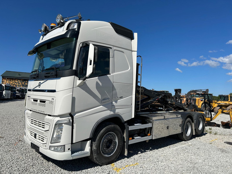 Volvo FH 540 | 6x4 | HIAB 21 | NOSTOTELI | TULOSSA - Camião polibenne: foto 1 Volvo FH 540 | 6x4 | HIAB 21 | NOSTOTELI | TULOSSA - Camião polibenne: foto 1
