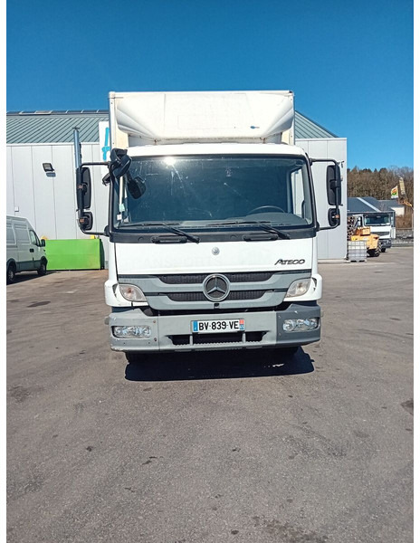 Mercedes-Benz Atego 1222 - Camião furgão: foto 1 Mercedes-Benz Atego 1222 - Camião furgão: foto 1