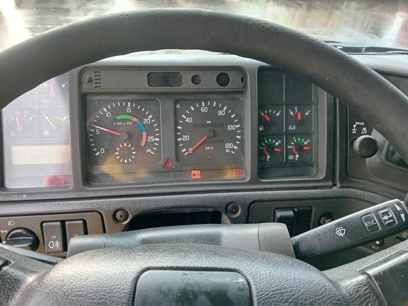 Volvo FH12 380 - Tractor: foto 5 Volvo FH12 380 - Tractor: foto 5