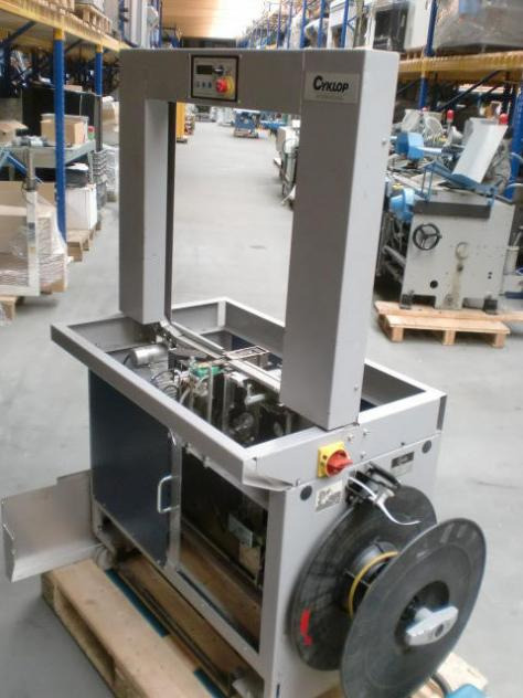 Cyklop Ampag Sprint Strapping Machine - Máquina de embalagem: foto 2 Cyklop Ampag Sprint Strapping Machine - Máquina de embalagem: foto 2