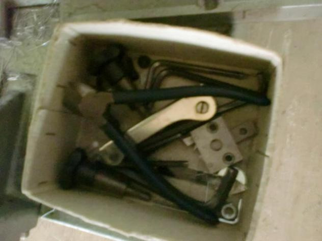 Muller Martini 271 Wire Stitching Machine - Máquina de impressão: foto 4 Muller Martini 271 Wire Stitching Machine - Máquina de impressão: foto 4