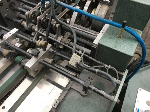 Muller Martini/Buhrs Cheshire System - Máquina de impressão: foto 4 Muller Martini/Buhrs Cheshire System - Máquina de impressão: foto 4