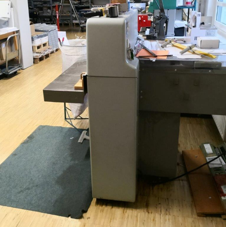Polar 58 EM cutting machine - Máquina de corte de papel: foto 3 Polar 58 EM cutting machine - Máquina de corte de papel: foto 3
