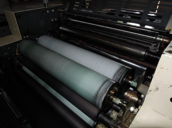 Ryobi 985 CF two-color continuous printing machine - Impressora offset: foto 2 Ryobi 985 CF two-color continuous printing machine - Impressora offset: foto 2