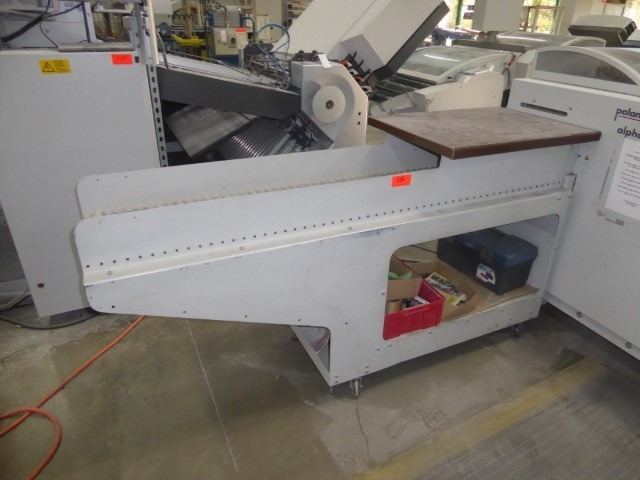 Stacking display Palamides alpha 500 - Máquina de dobrar papel: foto 2 Stacking display Palamides alpha 500 - Máquina de dobrar papel: foto 2