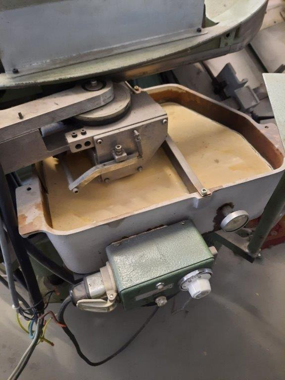 Four clamps Perfect binder Muller Martini Amigo Plus 1580.0410 - Encadernadora: foto 3 Four clamps Perfect binder Muller Martini Amigo Plus 1580.0410 - Encadernadora: foto 3