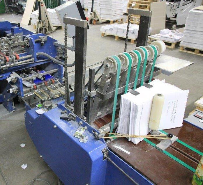 Standing vertically delivery with pres rollers MBO SAP 46 L - Máquina de dobrar papel: foto 4 Standing vertically delivery with pres rollers MBO SAP 46 L - Máquina de dobrar papel: foto 4