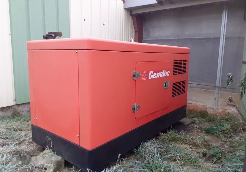 Genelec  - Gerador elétrico: foto 1 Genelec  - Gerador elétrico: foto 1