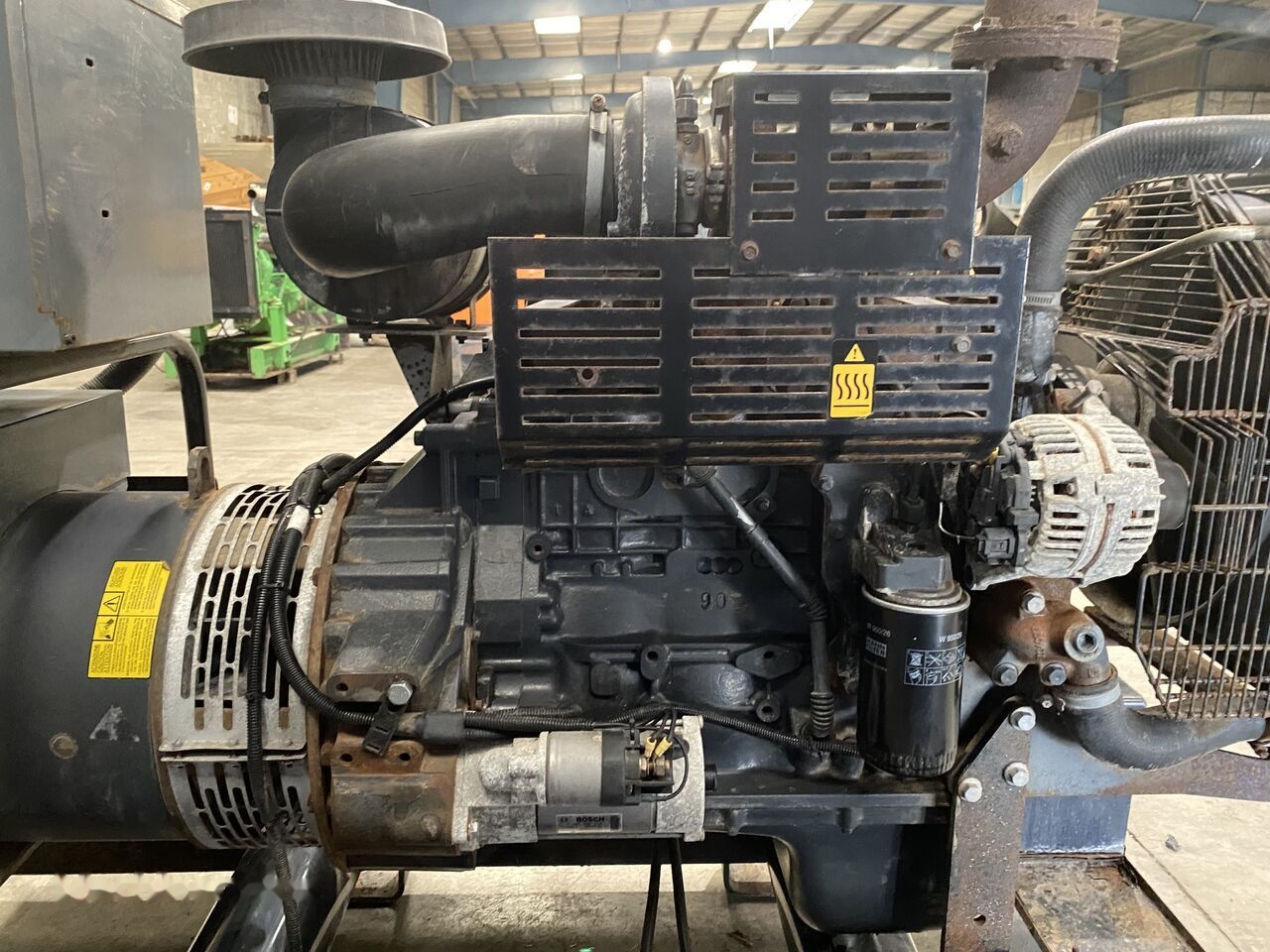IVECO 60 kVa - Gerador elétrico: foto 3 IVECO 60 kVa - Gerador elétrico: foto 3