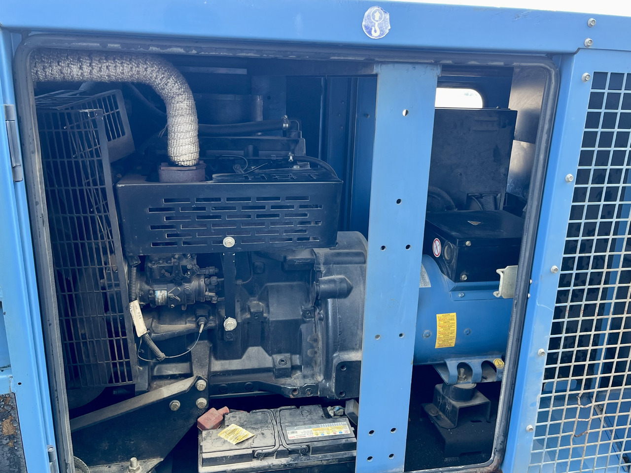 Gerador elétrico SDMO 33 kVa diesel John Deere: foto 6