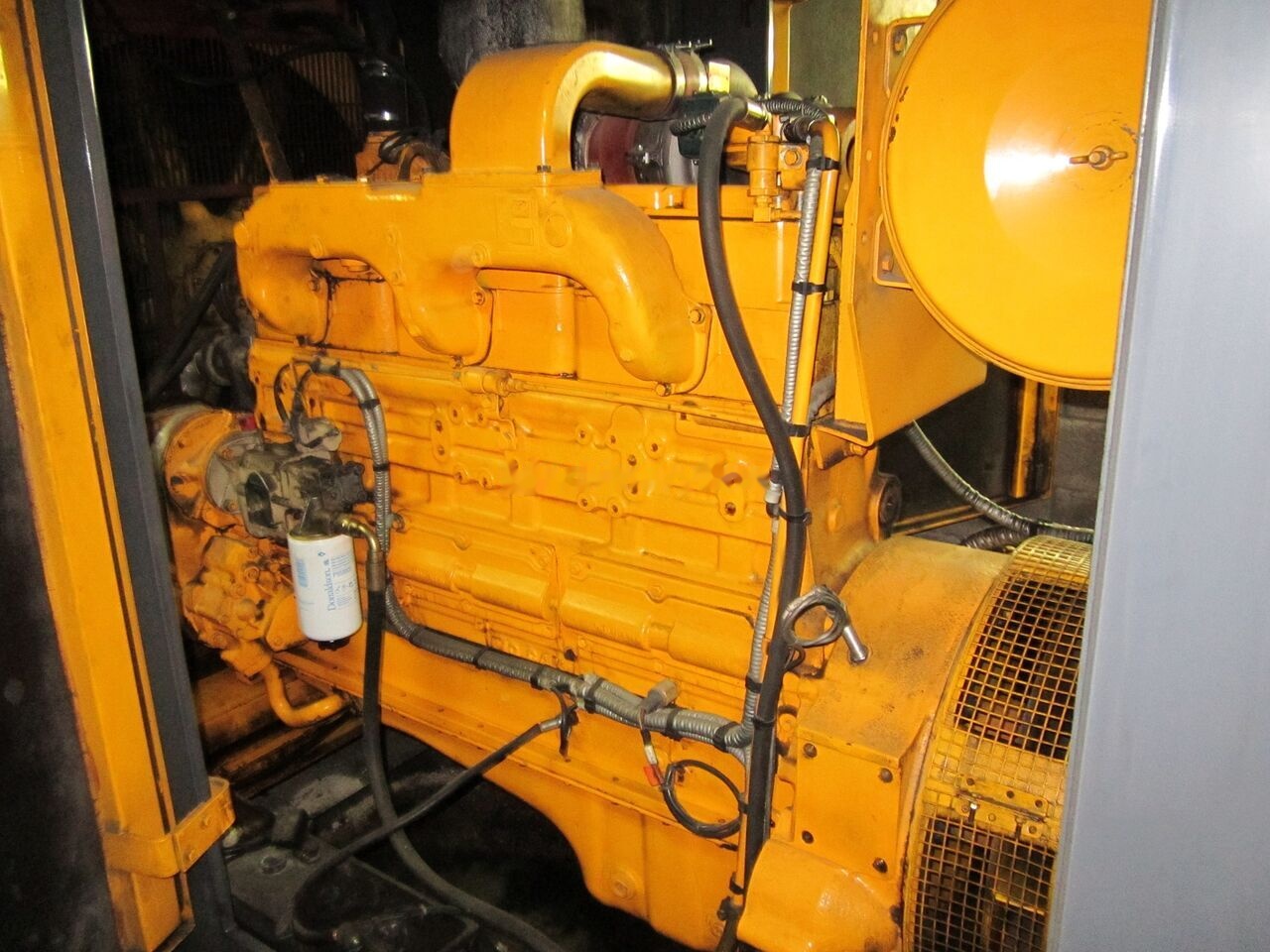 SDMO 330 kVa Cummins NT855-G6 - Gerador elétrico: foto 2 SDMO 330 kVa Cummins NT855-G6 - Gerador elétrico: foto 2