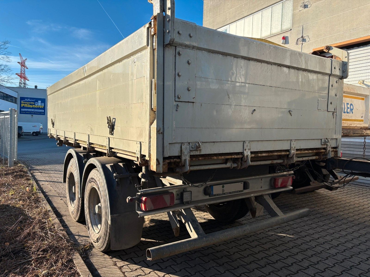 Carnehl Tandem /BPW/ Luftfederung/ Rollplane Carnehl Tandem /BPW/ Luftfederung/ Rollplane - Reboque basculante: foto 1 Carnehl Tandem /BPW/ Luftfederung/ Rollplane Carnehl Tandem /BPW/ Luftfederung/ Rollplane - Reboque basculante: foto 1