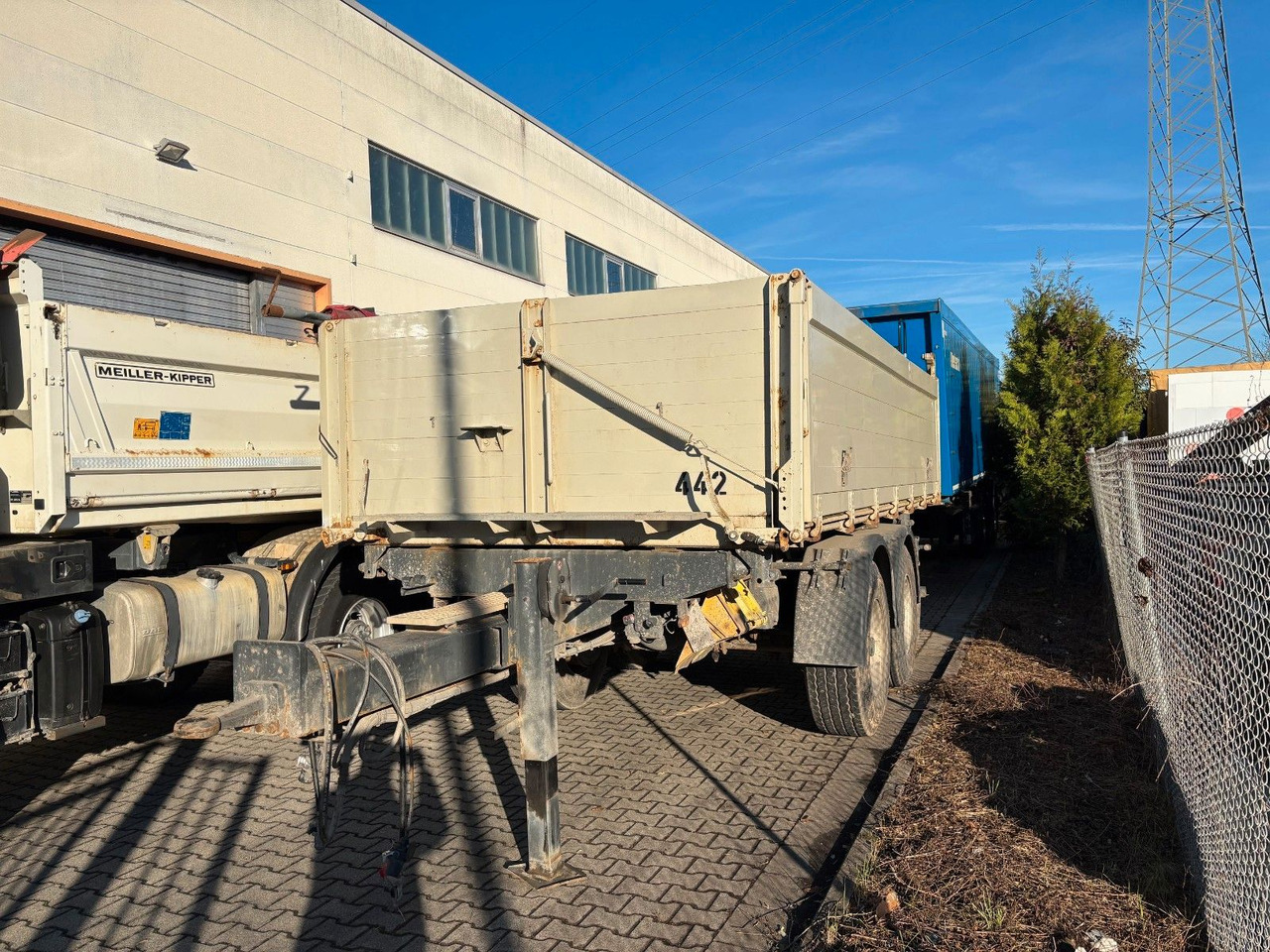 Carnehl Tandem /BPW/ Luftfederung/ Rollplane Carnehl Tandem /BPW/ Luftfederung/ Rollplane - Reboque basculante: foto 3 Carnehl Tandem /BPW/ Luftfederung/ Rollplane Carnehl Tandem /BPW/ Luftfederung/ Rollplane - Reboque basculante: foto 3