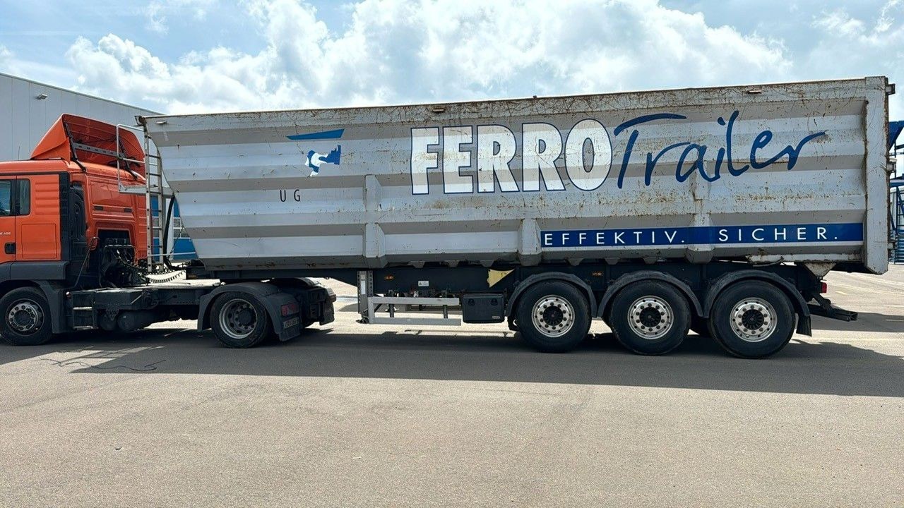 Kloos Ferro Trailer 55m³ Alufelgen/SAF/Lift Kloos Ferro Trailer 55m³ Alufelgen/SAF/Lift - Semi-reboque basculante: foto 2 Kloos Ferro Trailer 55m³ Alufelgen/SAF/Lift Kloos Ferro Trailer 55m³ Alufelgen/SAF/Lift - Semi-reboque basculante: foto 2