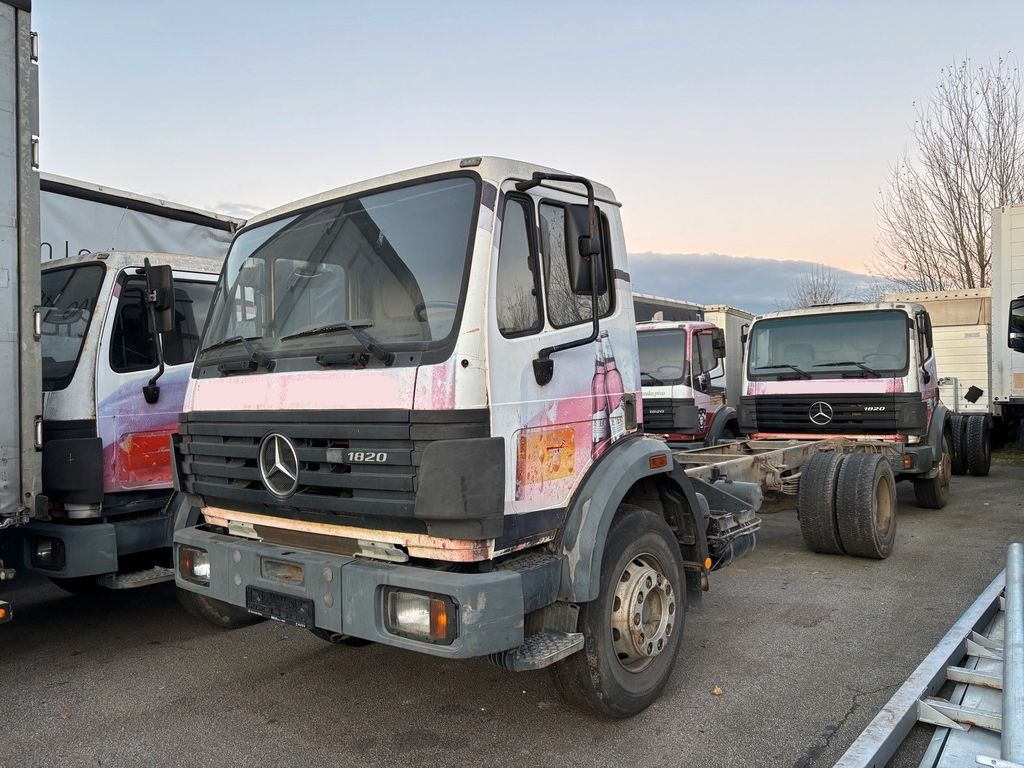 Mercedes-Benz 1820 AP Achse/Blatt/5x vorhanden - Camião chassi: foto 4 Mercedes-Benz 1820 AP Achse/Blatt/5x vorhanden - Camião chassi: foto 4