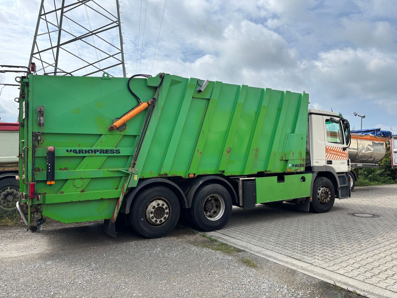 Mercedes-Benz 2532L EU5/Zöller Schüttung/VarioPress/Blatt-Luft - Caminhão de lixo: foto 5 Mercedes-Benz 2532L EU5/Zöller Schüttung/VarioPress/Blatt-Luft - Caminhão de lixo: foto 5