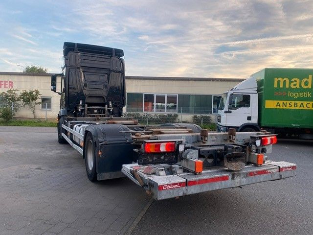 Mercedes-Benz Actros 1842 BDF LBW 1845 2x Mercedes-Benz Actros 1842 BDF LBW 1845 2x - Camião transportador de contêineres/ Caixa móvel: foto 5 Mercedes-Benz Actros 1842 BDF LBW 1845 2x Mercedes-Benz Actros 1842 BDF LBW 1845 2x - Camião transportador de contêineres/ Caixa móvel: foto 5