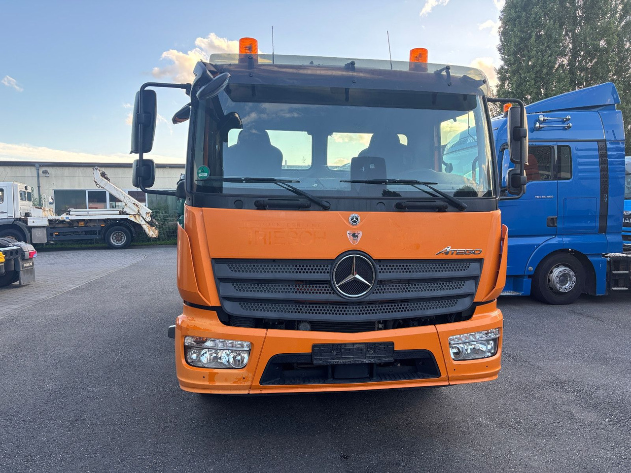 Mercedes-Benz Atego 1530 Blatt/Klima/Kamera - Camião basculante: foto 3 Mercedes-Benz Atego 1530 Blatt/Klima/Kamera - Camião basculante: foto 3