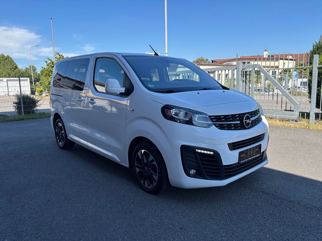 Opel Zafira Life Edition S - Furgão de passageiros: foto 2 Opel Zafira Life Edition S - Furgão de passageiros: foto 2