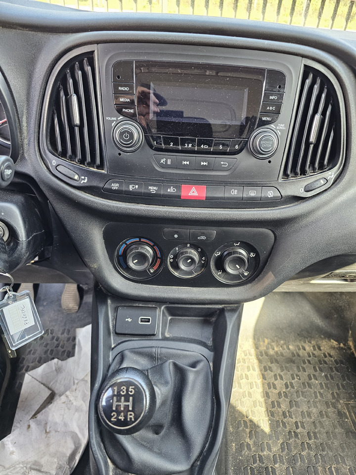 Carrinha frigorífica FIAT DOBLO CHLODNIA THERMOKING KLIMA EURO6 [ Copy ]: foto 9