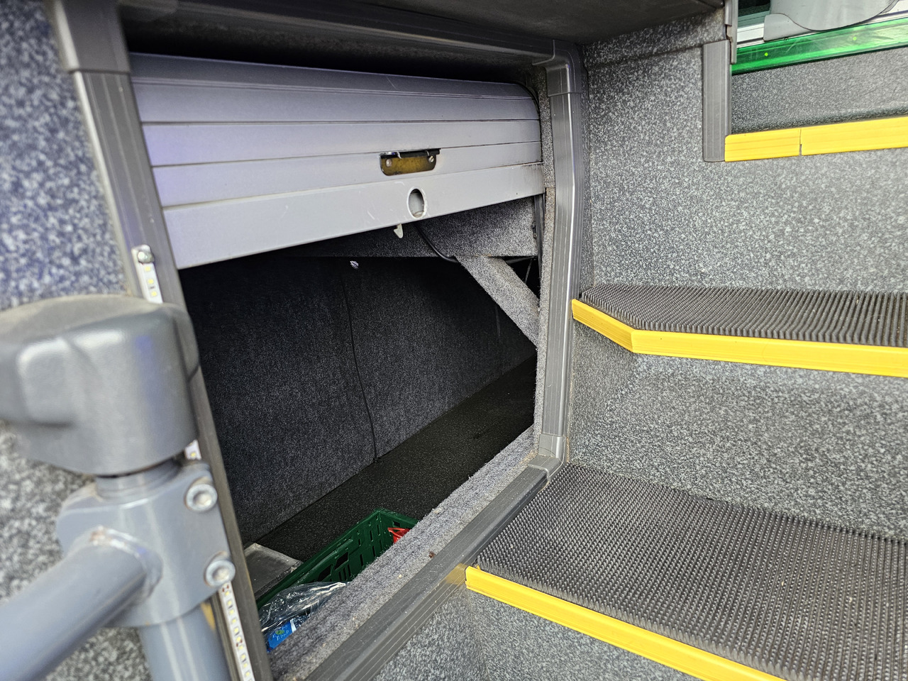 Autocarro SCANIA IRIZAR CENTURY 61 OSOB KLIMA EURO5: foto 22 Autocarro SCANIA IRIZAR CENTURY 61 OSOB KLIMA EURO5: foto 22