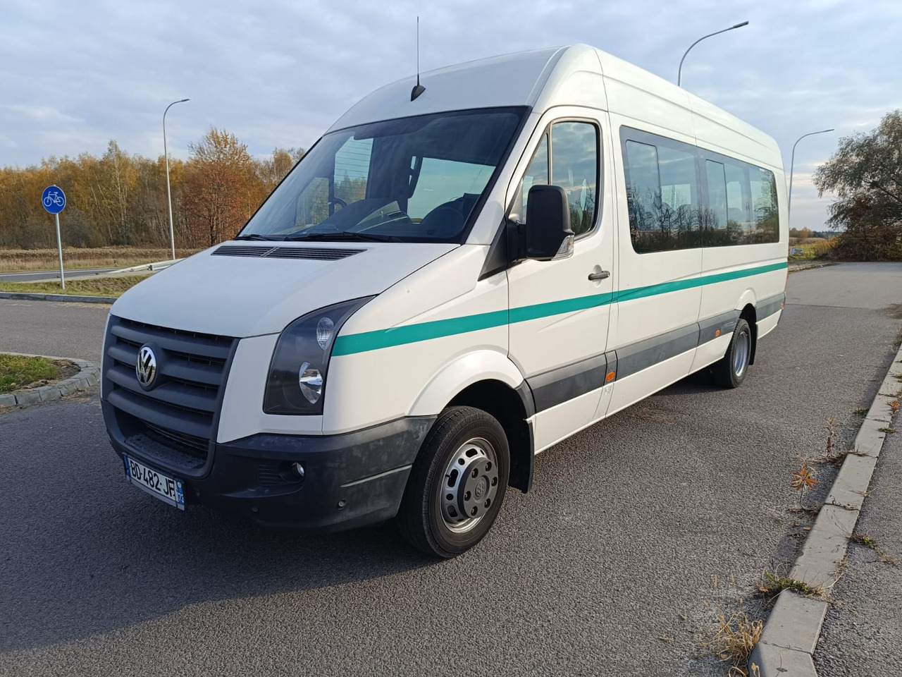 VOLKSWAGEN CRAFTER 23 OSOBY KLIMA WEBASTO KAMERA RETARDER HAK EURO5 - Autocarro: foto 3 VOLKSWAGEN CRAFTER 23 OSOBY KLIMA WEBASTO KAMERA RETARDER HAK EURO5 - Autocarro: foto 3