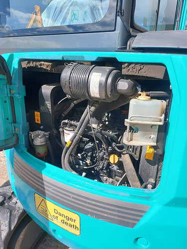 Escavadeira Kobelco SK 55SRX-6: foto 11