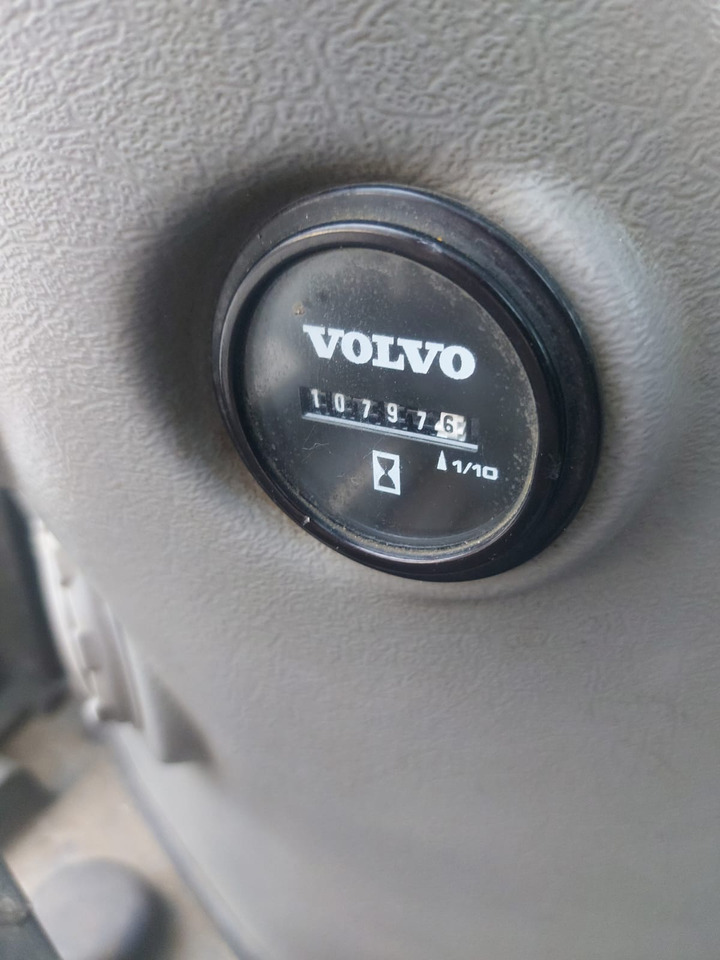 Volvo EC 140 DL - Escavadora de rastos: foto 4 Volvo EC 140 DL - Escavadora de rastos: foto 4