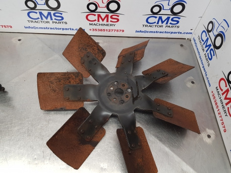 Case 5140, 5120, 5130, 5150, Engine Cooling Fan A173545 - Ventilador: foto 4 Case 5140, 5120, 5130, 5150, Engine Cooling Fan A173545 - Ventilador: foto 4
