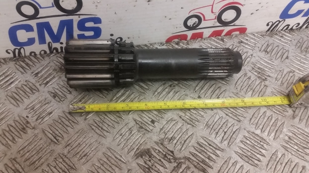 Case International 885, 885 Xl, 995, 895, 685, Planetary Shaft Right 404343r1 - Eixo traseiro: foto 1 Case International 885, 885 Xl, 995, 895, 685, Planetary Shaft Right 404343r1 - Eixo traseiro: foto 1