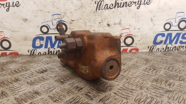 Case Mxc, Maxxum Mx Series Mx110, Mx100, Mx120 Maxxum Hydraulic Valve Body - Válvula hidráulica para Trator: foto 2 Case Mxc, Maxxum Mx Series Mx110, Mx100, Mx120 Maxxum Hydraulic Valve Body - Válvula hidráulica para Trator: foto 2