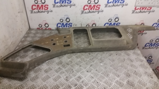 Case Mxm120, Mxm130, Mxm140, Mxm155, Mxm175, Mxm190 Cab Console Panel 82038962 - Cabine e interior para Trator: foto 1 Case Mxm120, Mxm130, Mxm140, Mxm155, Mxm175, Mxm190 Cab Console Panel 82038962 - Cabine e interior para Trator: foto 1