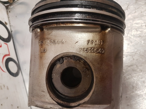 Claas 836 John Deere Engine Con Rod, Piston 6005024536, R500335, Re509540 - Motor e peças: foto 3 Claas 836 John Deere Engine Con Rod, Piston 6005024536, R500335, Re509540 - Motor e peças: foto 3